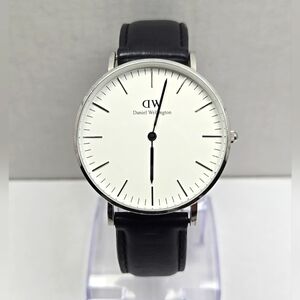 Daniel Wellington B15 Watch Silver Case Black Leather Strap New Battery Working